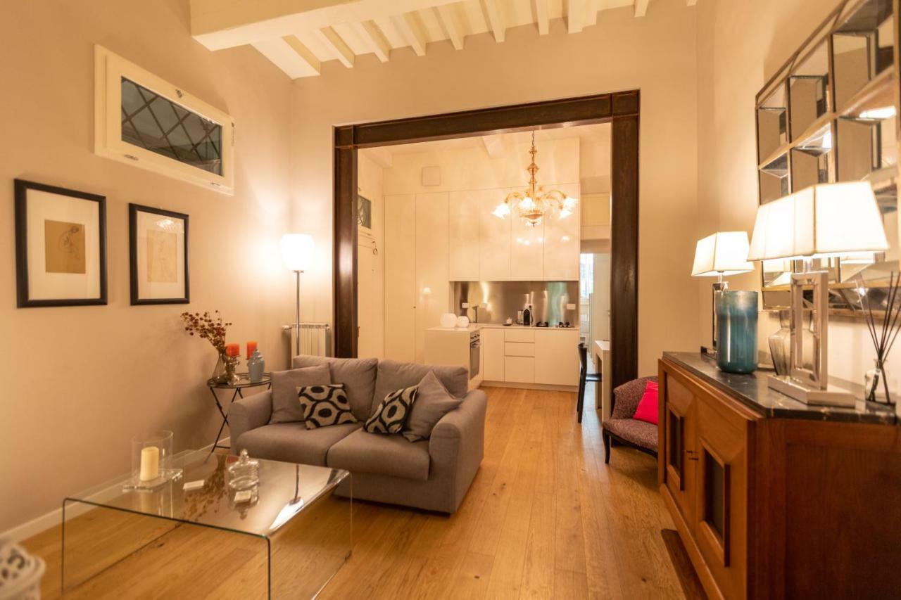 Santa Croce Luxury 2 Bedroom فلورنس المظهر الخارجي الصورة